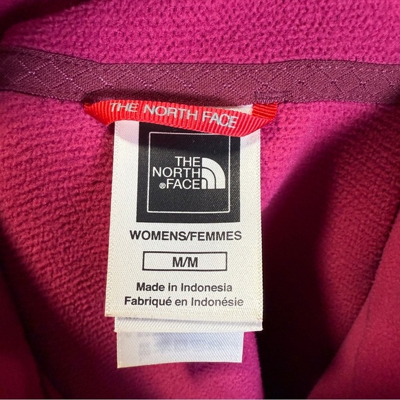 The North Face Magenta Half Zip Pullover, Size Medium - Picture 7 of 9